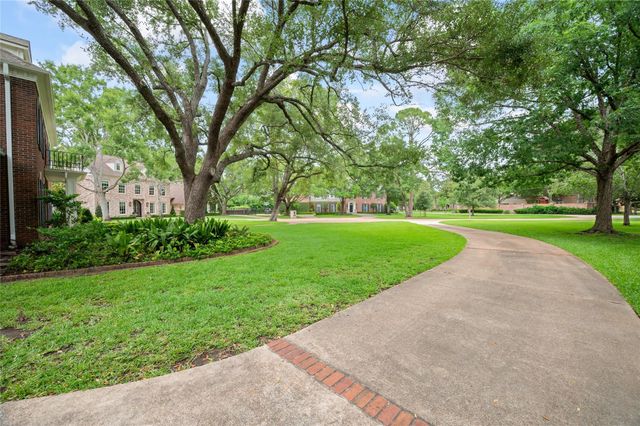 1 Ourlane Court, Houston, TX 77024