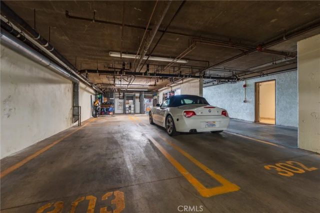 432 S Hamel Road 302, Los Angeles, CA 90048