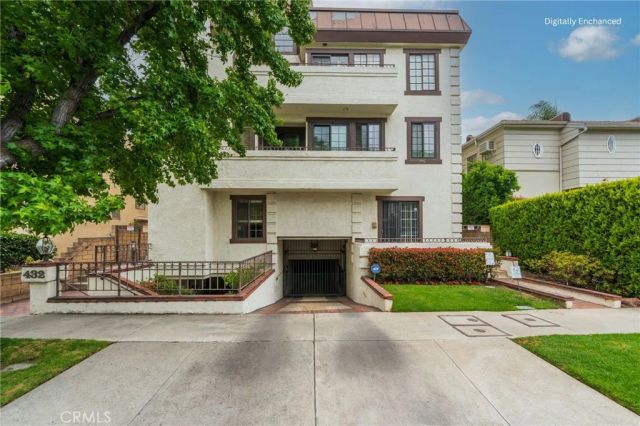432 S Hamel Road 302, Los Angeles, CA 90048