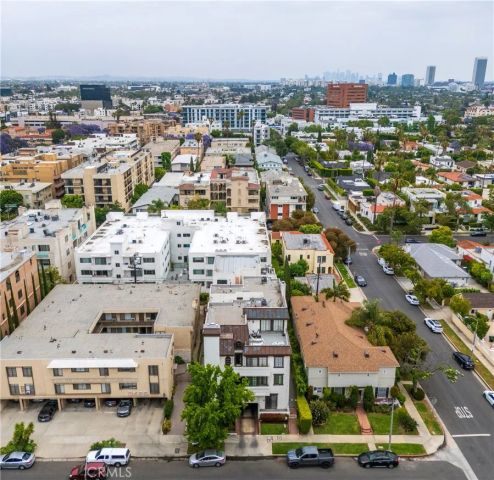 432 S Hamel Road 302, Los Angeles, CA 90048