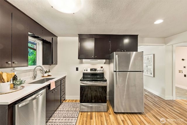 4512 SW Director Place, Seattle, WA 98136