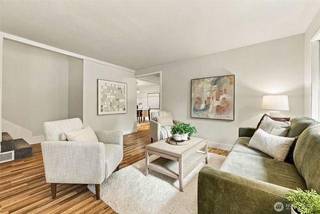 4512 SW Director Place, Seattle, WA 98136