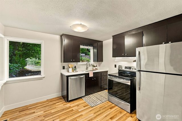 4512 SW Director Place, Seattle, WA 98136