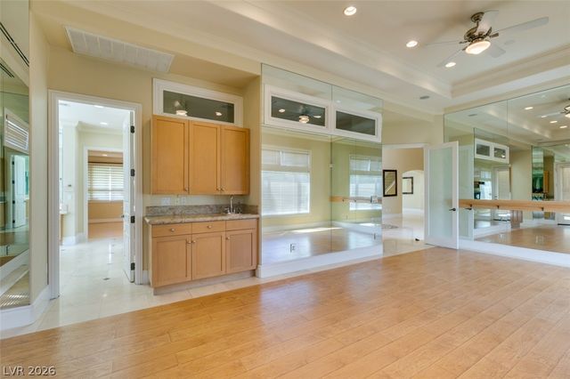 3575 Shelome Court, Las Vegas, NV 89121