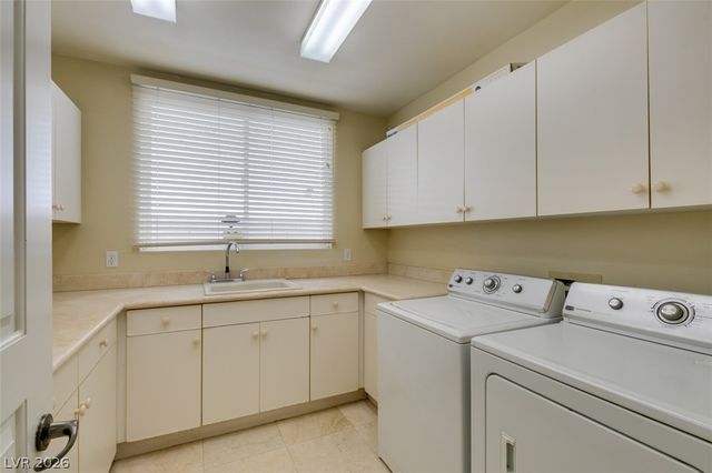 3575 Shelome Court, Las Vegas, NV 89121