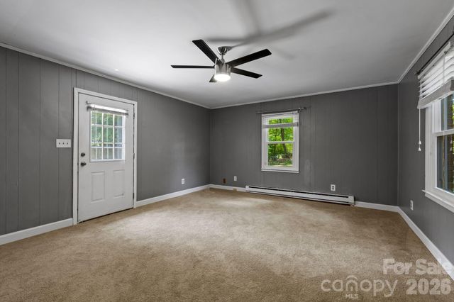 6435 Bridlewood Lane, Charlotte, NC 28215