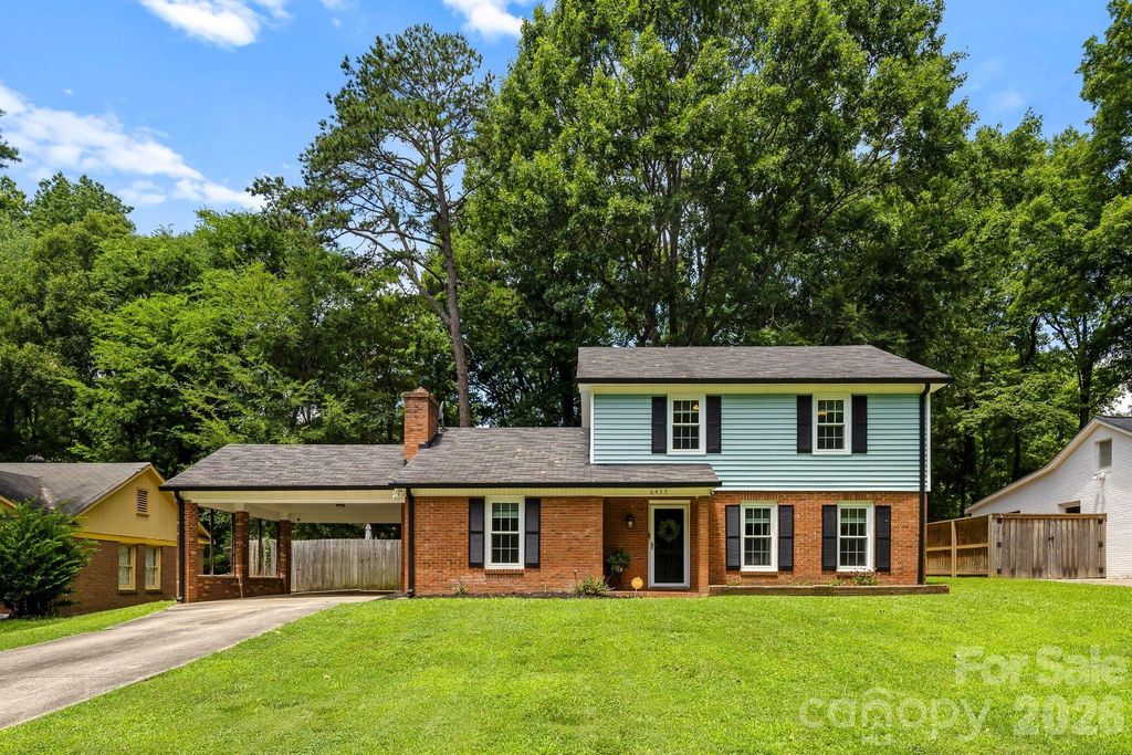 6435 Bridlewood Lane, Charlotte, NC 28215