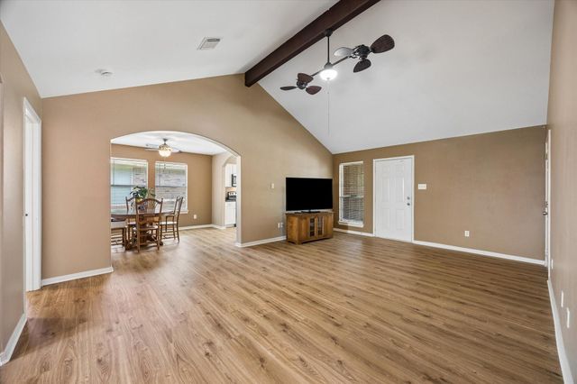 4341 Country Club Drive, Dickinson, TX 77539