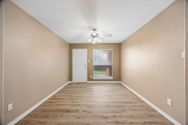 4341 Country Club Drive, Dickinson, TX 77539