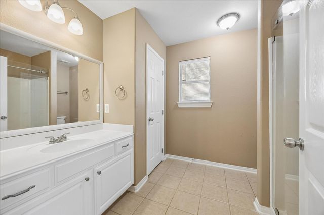 4341 Country Club Drive, Dickinson, TX 77539