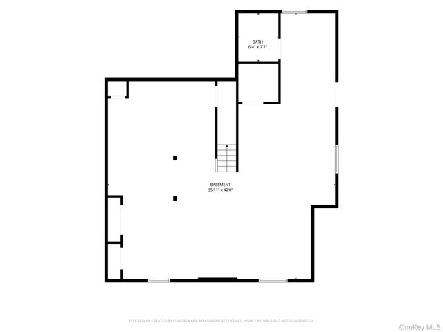 28 Choir Lane, Westbury, NY 11590