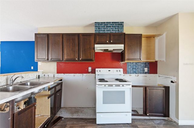 1520 9TH STREET SE, Ruskin, FL 33570