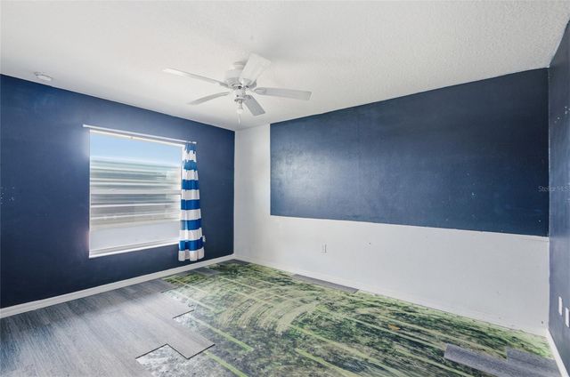 1520 9TH STREET SE, Ruskin, FL 33570