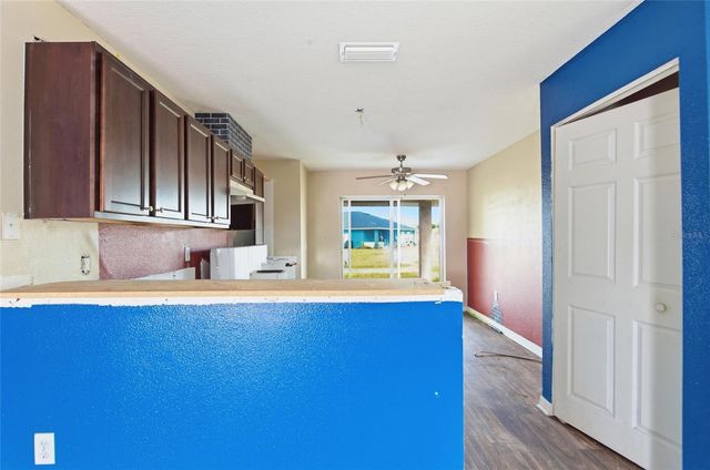1520 9TH STREET SE, Ruskin, FL 33570