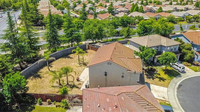 2192 Trimstone Way, Roseville, CA 95747