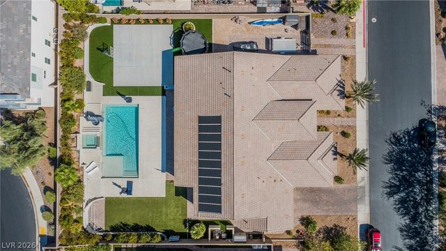 8233 Sweetwater Creek Way, Las Vegas, NV 89113