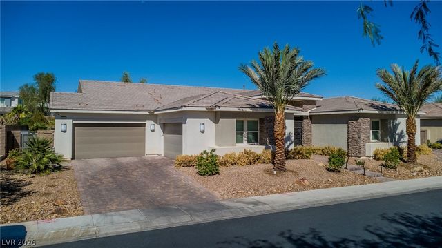 8233 Sweetwater Creek Way, Las Vegas, NV 89113
