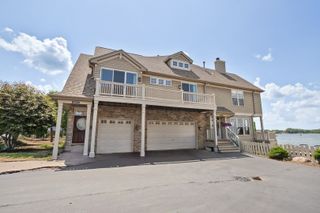325 Sundown Court B, Wauconda, IL 60084