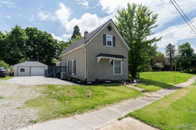 518 S Chestnut Street, Collinsville, IL 62234