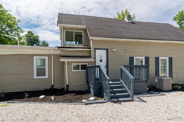518 S Chestnut Street, Collinsville, IL 62234