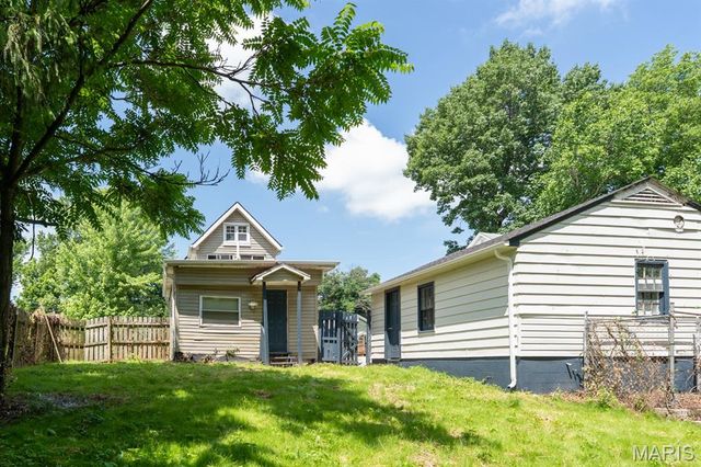 518 S Chestnut Street, Collinsville, IL 62234