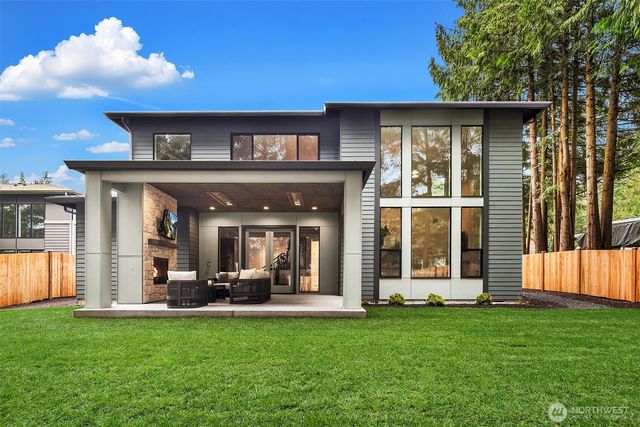 4241 145th Avenue SE, Bellevue, WA 98006