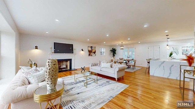 9 Cornell Way, Montclair, NJ 07043