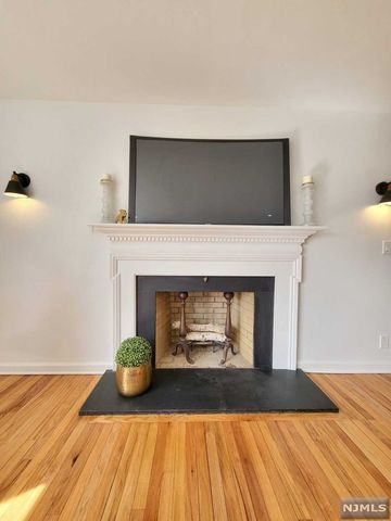 9 Cornell Way, Montclair, NJ 07043
