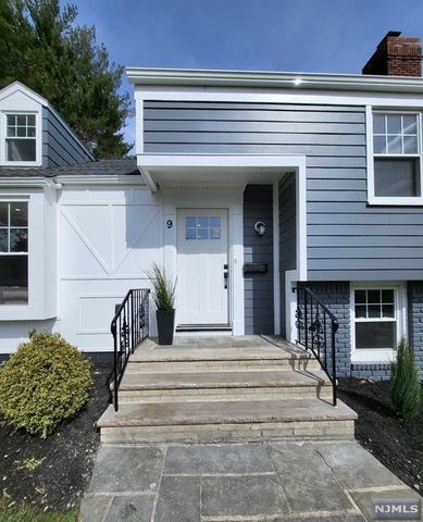 9 Cornell Way, Montclair, NJ 07043