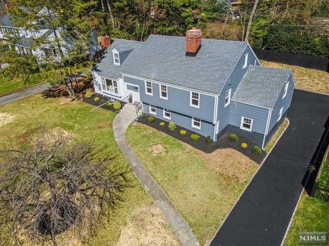 9 Cornell Way, Montclair, NJ 07043