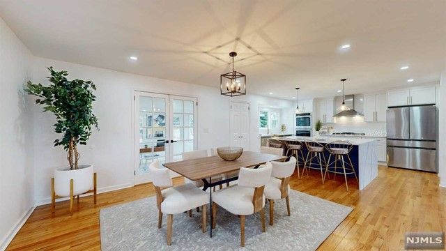 9 Cornell Way, Montclair, NJ 07043