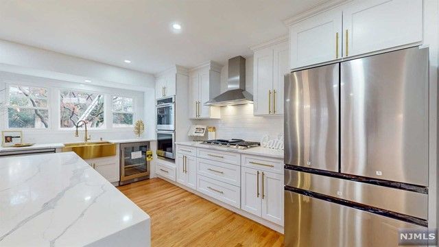 9 Cornell Way, Montclair, NJ 07043