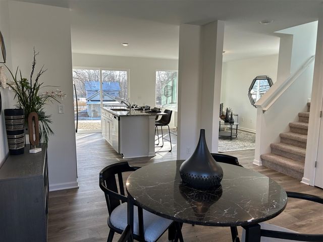 709 Lansing Avenue, Jackson, MI 49202