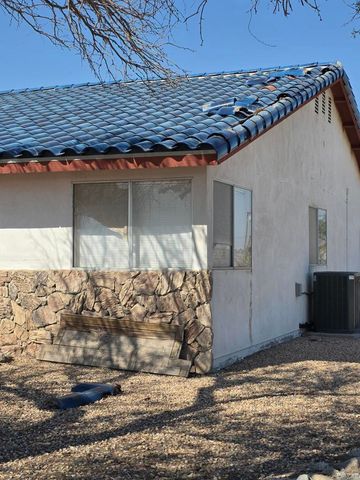 2351 Oahu Lane, Salton City, CA 92274