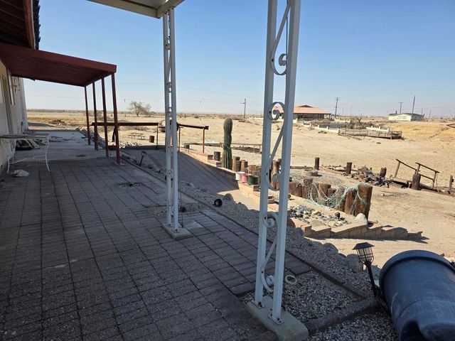 2351 Oahu Lane, Salton City, CA 92274