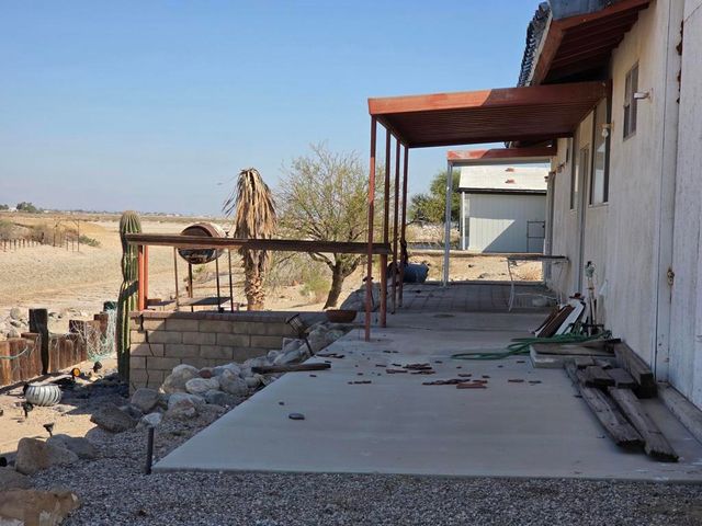 2351 Oahu Lane, Salton City, CA 92274