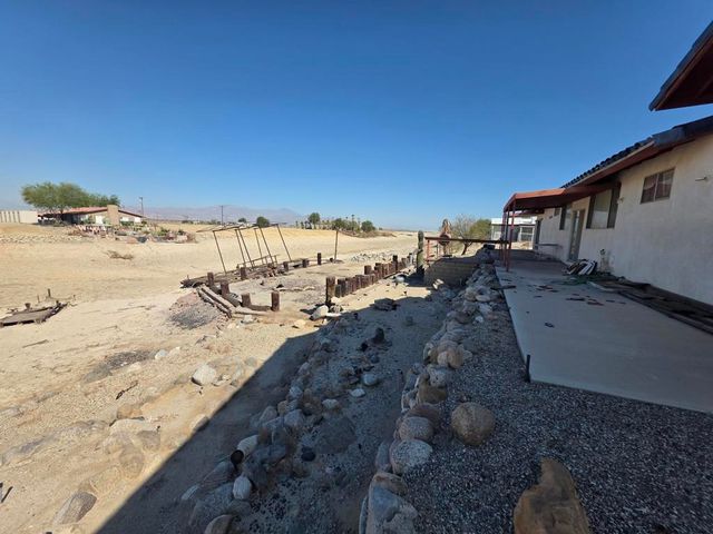 2351 Oahu Lane, Salton City, CA 92274