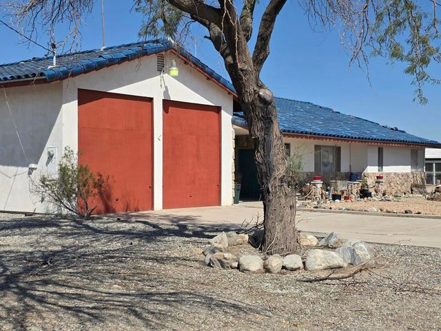 2351 Oahu Lane, Salton City, CA 92274