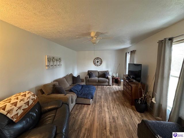 1536 Christian Church Road, Brandenburg, KY 40108