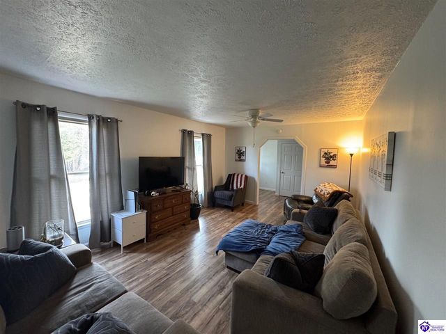 1536 Christian Church Road, Brandenburg, KY 40108