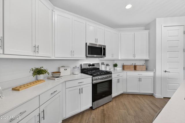 9941 S DUTCHMAN Drive, Apache Junction, AZ 85120