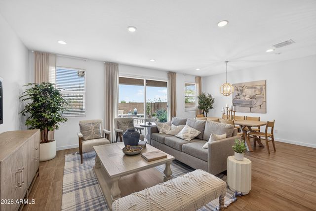 9941 S DUTCHMAN Drive, Apache Junction, AZ 85120