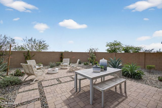 9941 S DUTCHMAN Drive, Apache Junction, AZ 85120