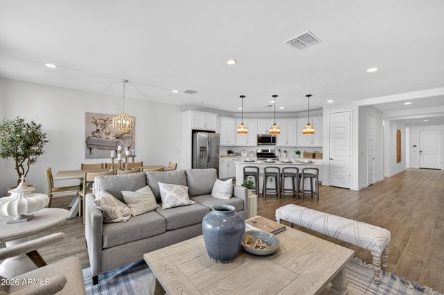 9941 S DUTCHMAN Drive, Apache Junction, AZ 85120