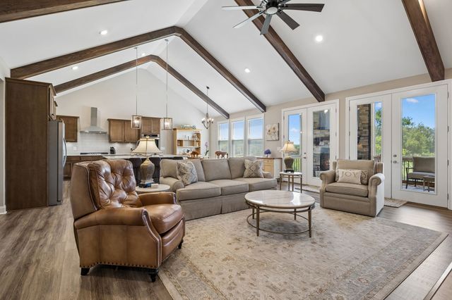 5011 High Park Hill Dr, Arrington, TN 37014