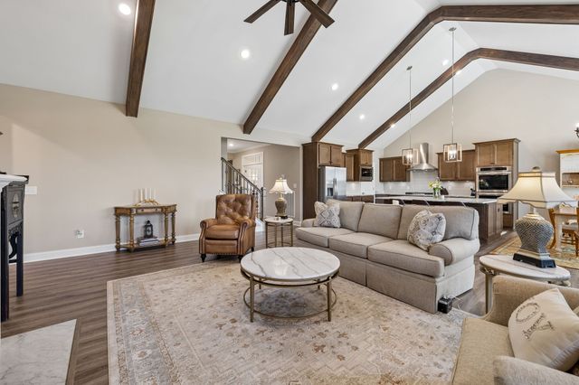 5011 High Park Hill Dr, Arrington, TN 37014