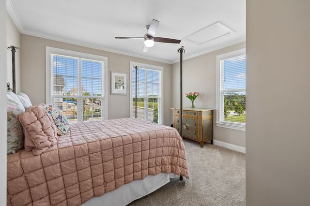 5011 High Park Hill Dr, Arrington, TN 37014