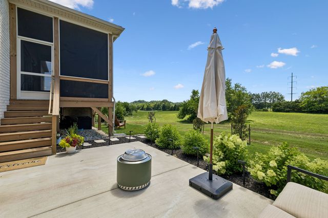 5011 High Park Hill Dr, Arrington, TN 37014