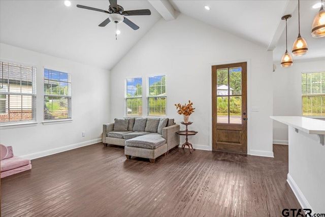 509 Zimmerman Dr, Jacksonville, TX 75766