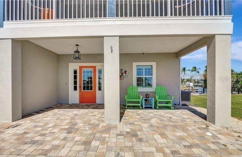 Image 4 of property listing at 3420 1ST AVENUE, St James City, FL 33956